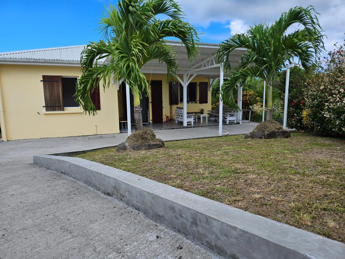 Korn Lambis Villa แซ็งต์-ลูซ ภายนอก รูปภาพ